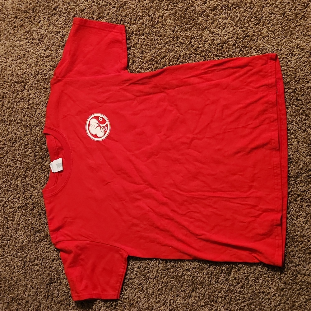 Live and love shirt